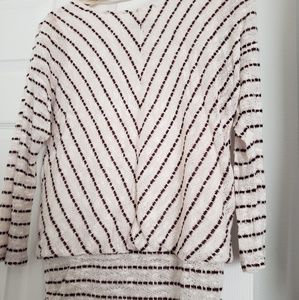 Lightweight Sweater with Burgundy Chevron Pattern